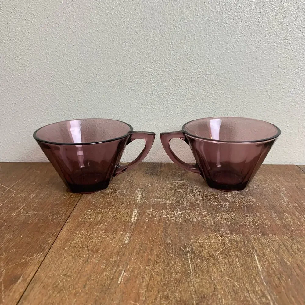 Set of 2 Vintage MCM‎ 1960s Hazel Atlas Moroccan Amethyst Purple Octagon Cups